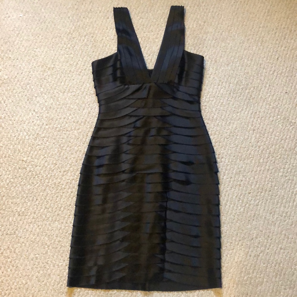 BCBG MaxAzria Dress Size 4
